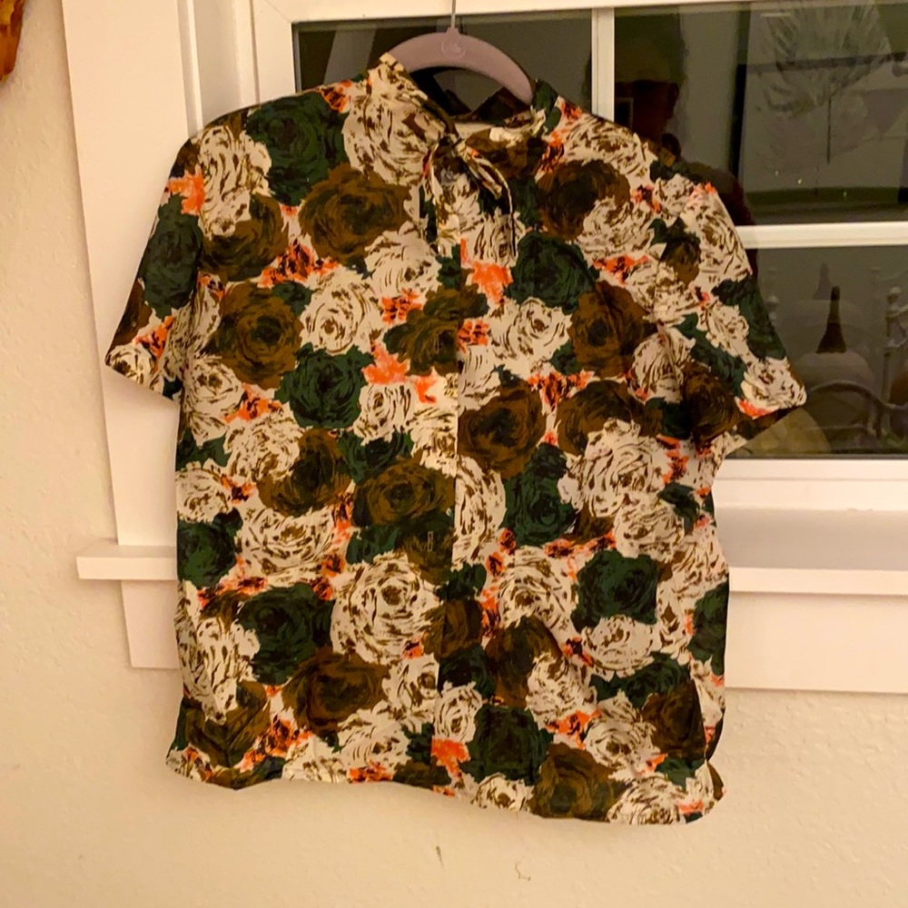 Floral vintage blouse